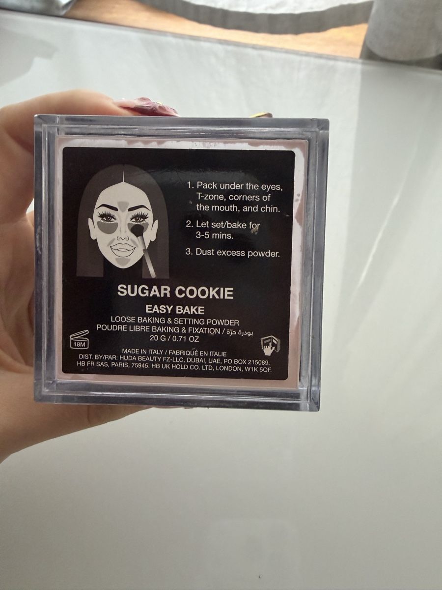 Huda Beauty Make-up: Huda Beauty Easy Bake Puder – Usato da Kirchberg BE venduto da lea_kb6y 3