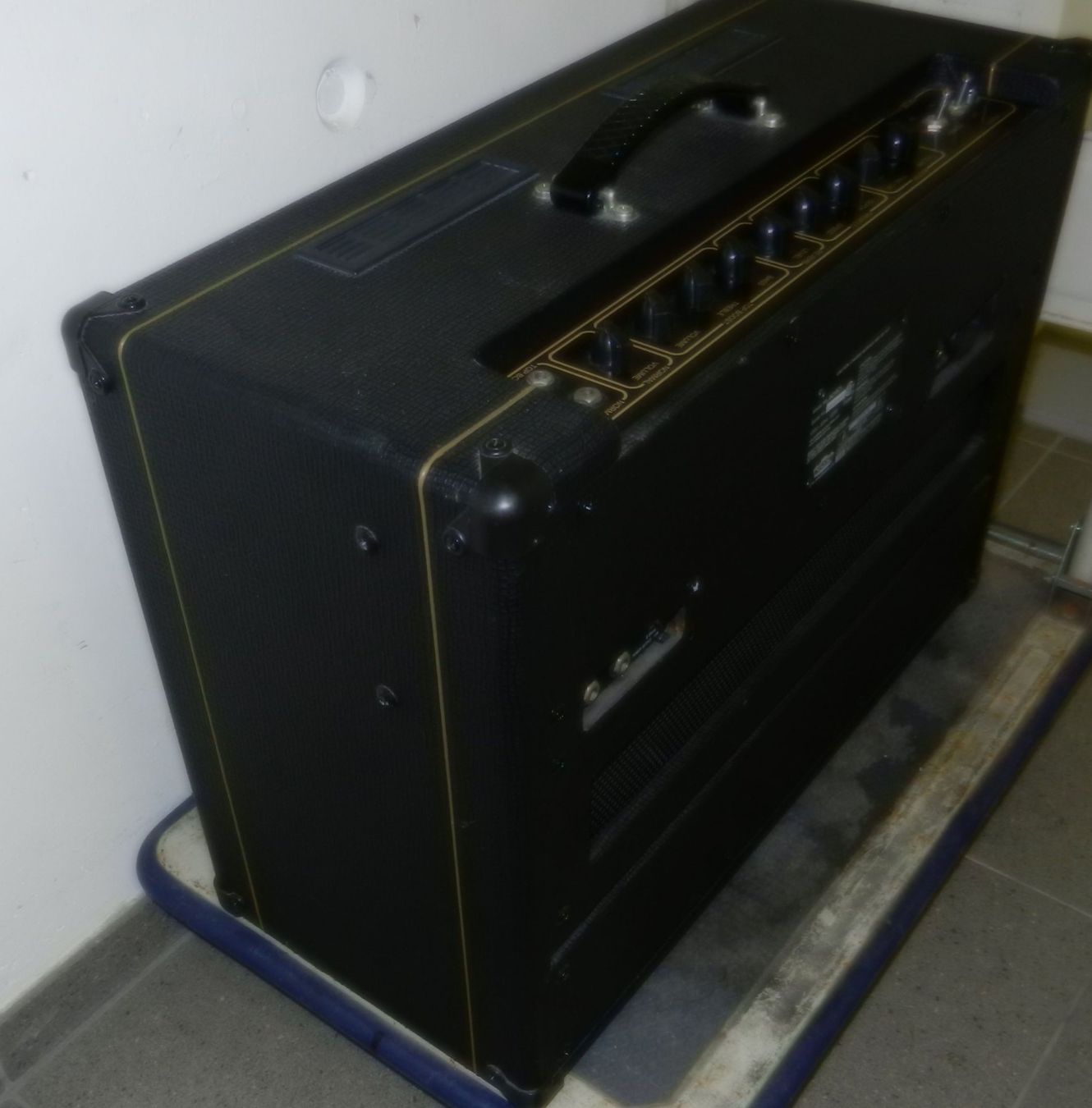 Vox Amplificatori: Vox Gitarren-Röhren-Combo AC15C1 – Usato da Männedorf venduto da livesteam 5