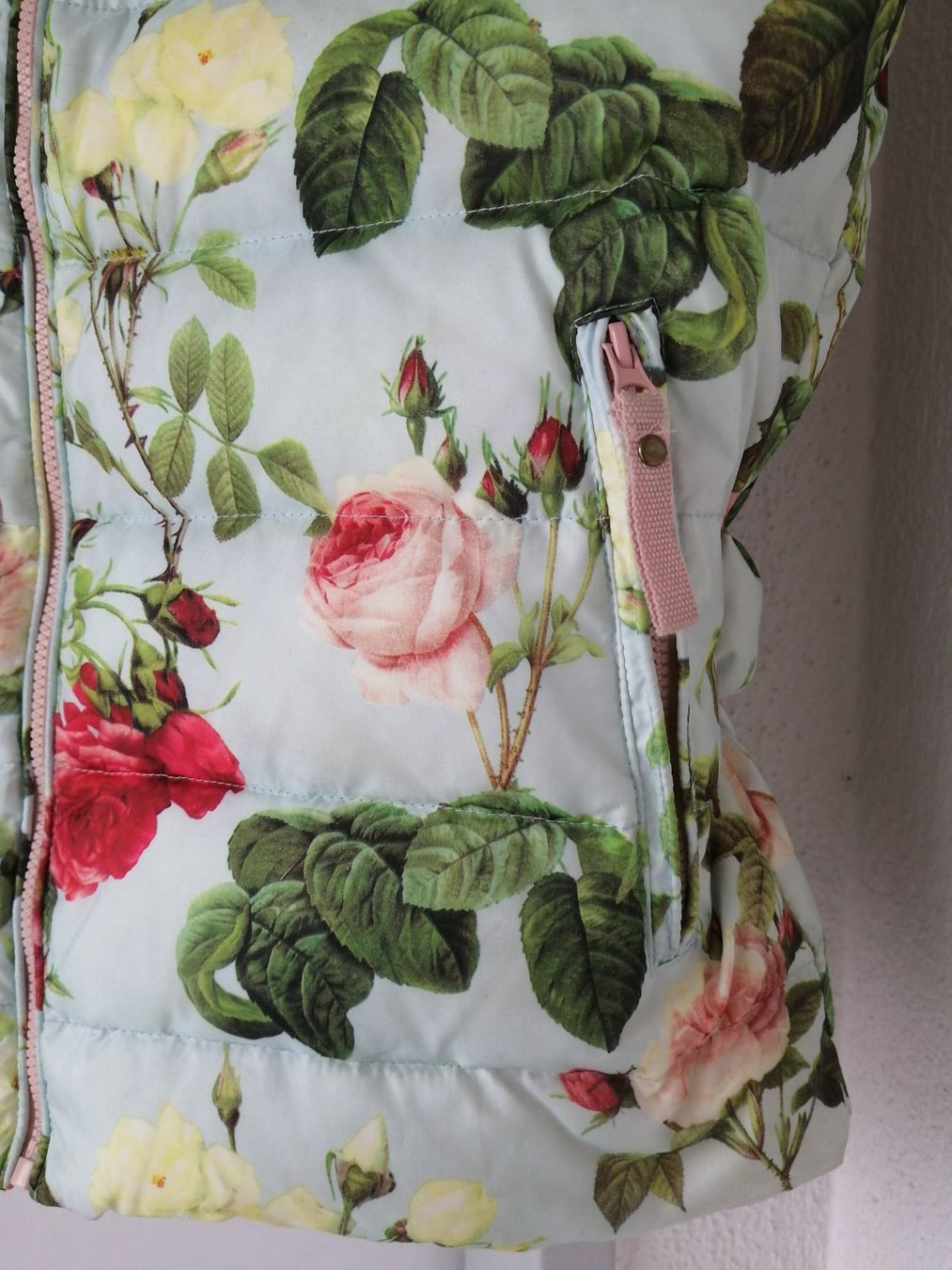 Gilet & Giacche senza maniche: Steppweste Weste size XS - S – Usato da Buchrain venduto da nat_pl5p 1