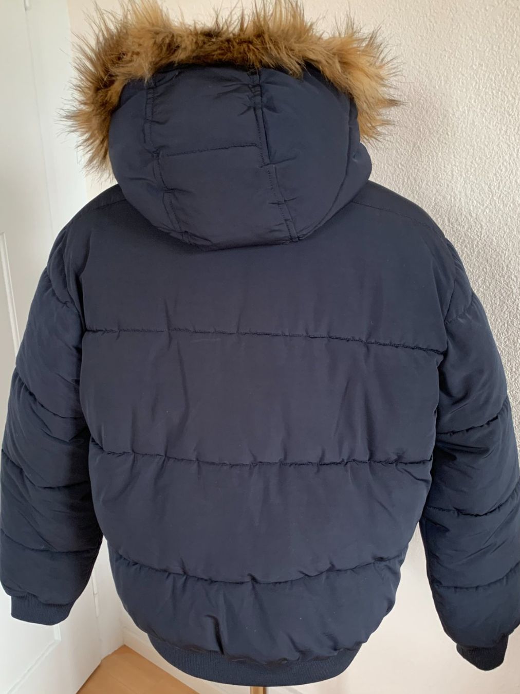 H&M Giacche: H&M Herren Jacke, Gr. M, Dunkelblau – Nuovo (secondo la descrizione) da Worb venduto da farben20zauber 2