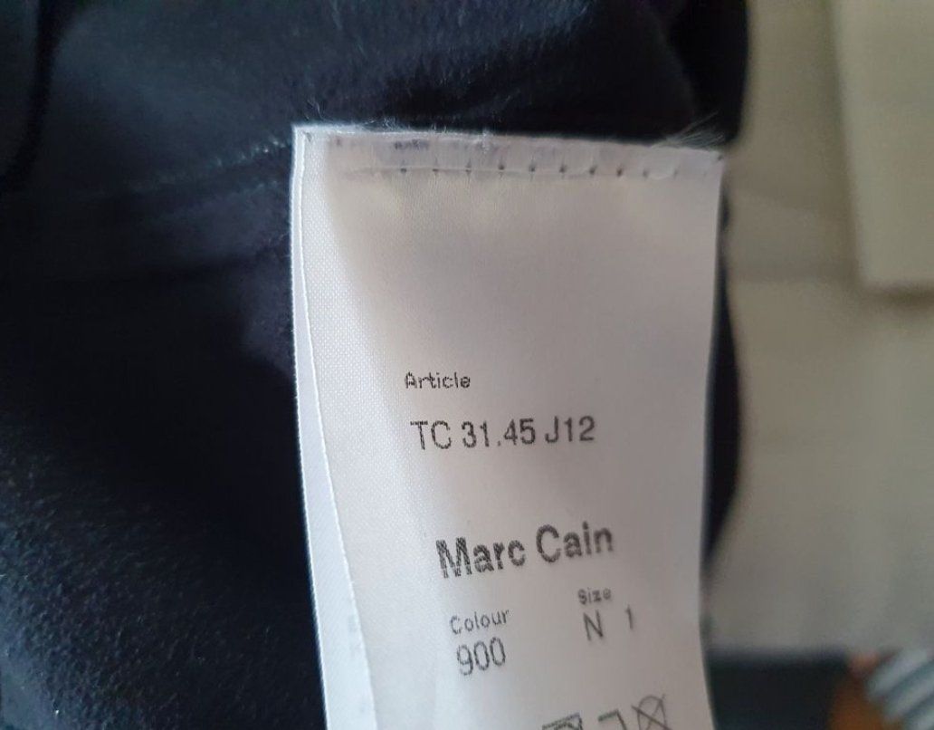 Marc Cain Jacken: Jacke / Blazer Marc Cain in dunkelblau – Gebraucht aus Pfäffikon ZH von siae 3