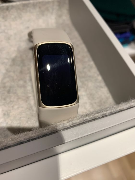 Tracker D'activité Fitbit Zip Noir Sans Fil - Neuf Avec Clip, Batterie Et Dongle