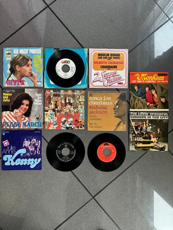 9 diverse Singles Kaufen auf Ricardo