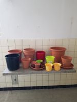 Pflanzentöpfe Set verschieden bunt gebraucht 13 Stück