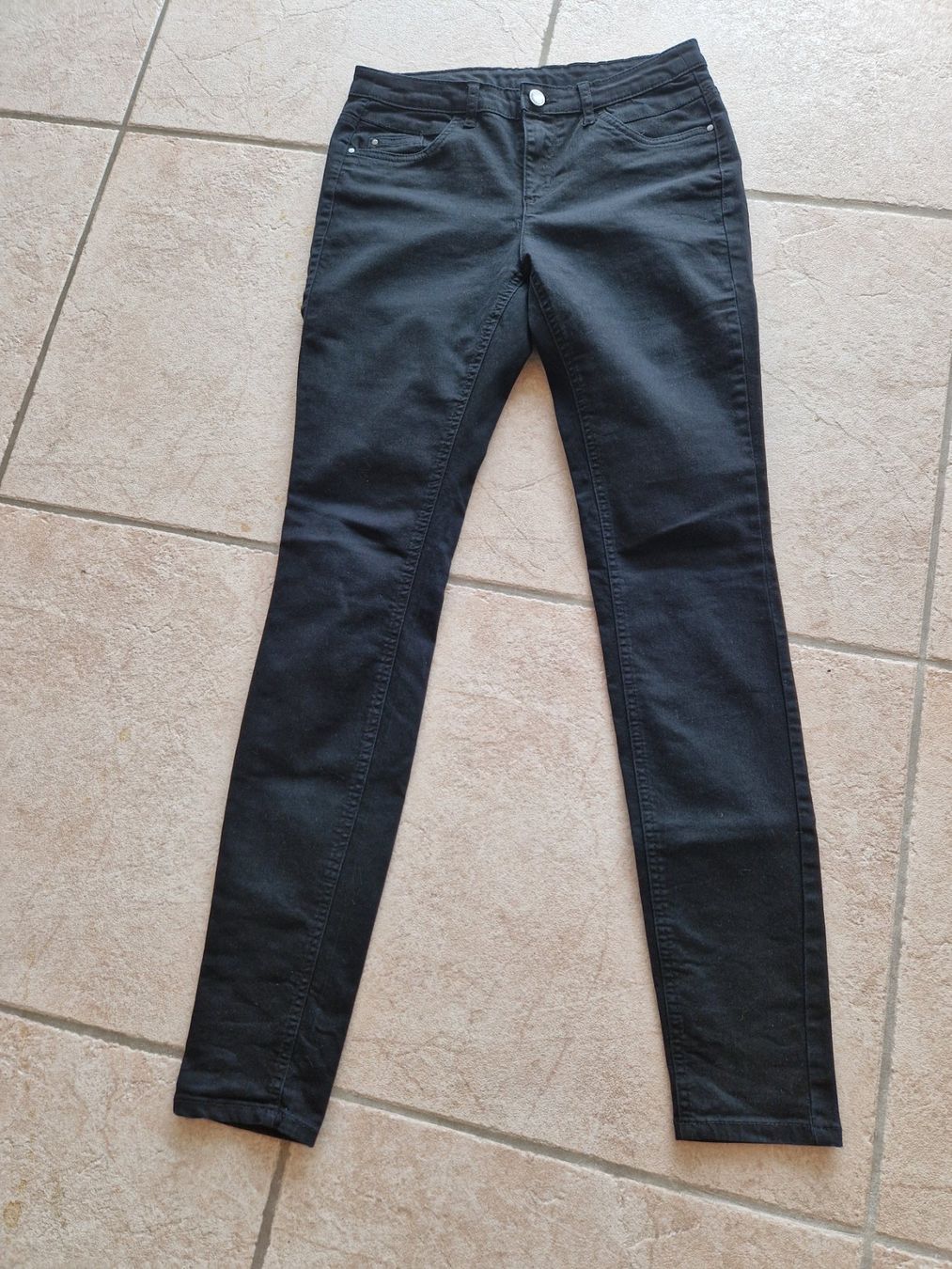 C&A Jeans: Jeans Grösse 36 C&A – Usato da Seftigen venduto da ast_k6sk