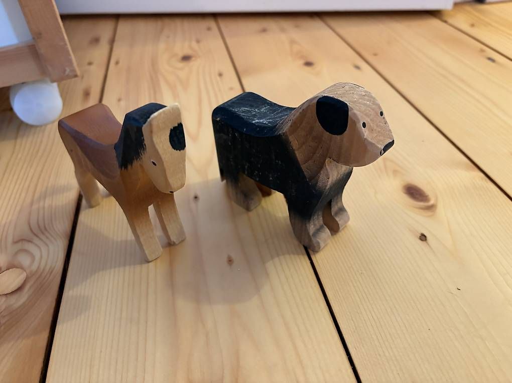 Jouets: Holztiere Lot – D'occasion à Basel par sin_5npn