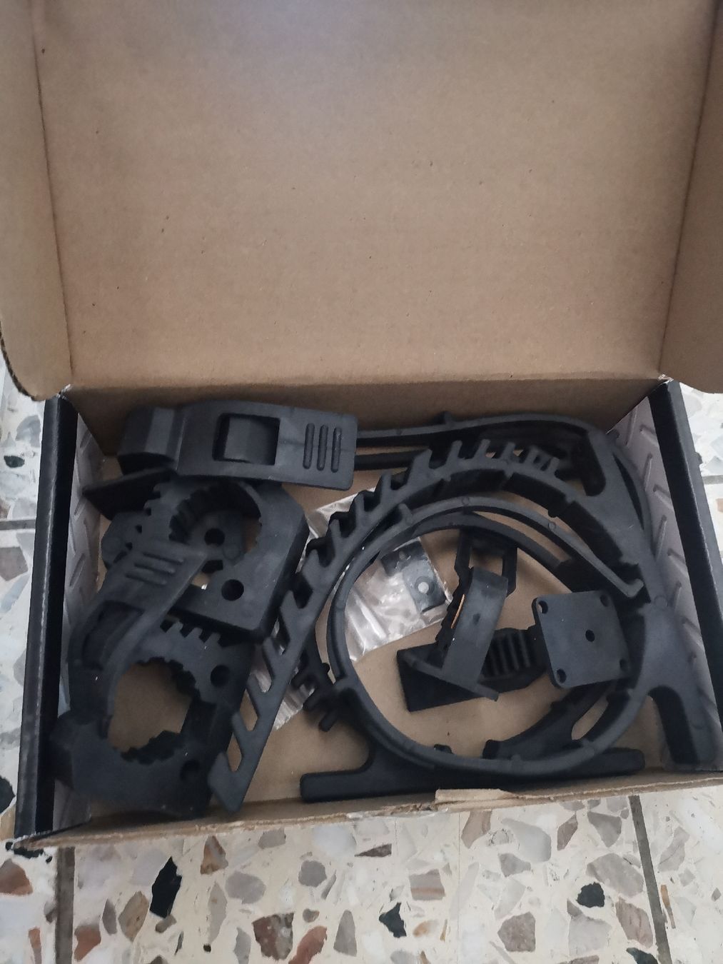 Supporti a parete: Quick Fist Montagen – Nuovo (secondo la descrizione) da Sulz AG venduto da L_Heeb 2