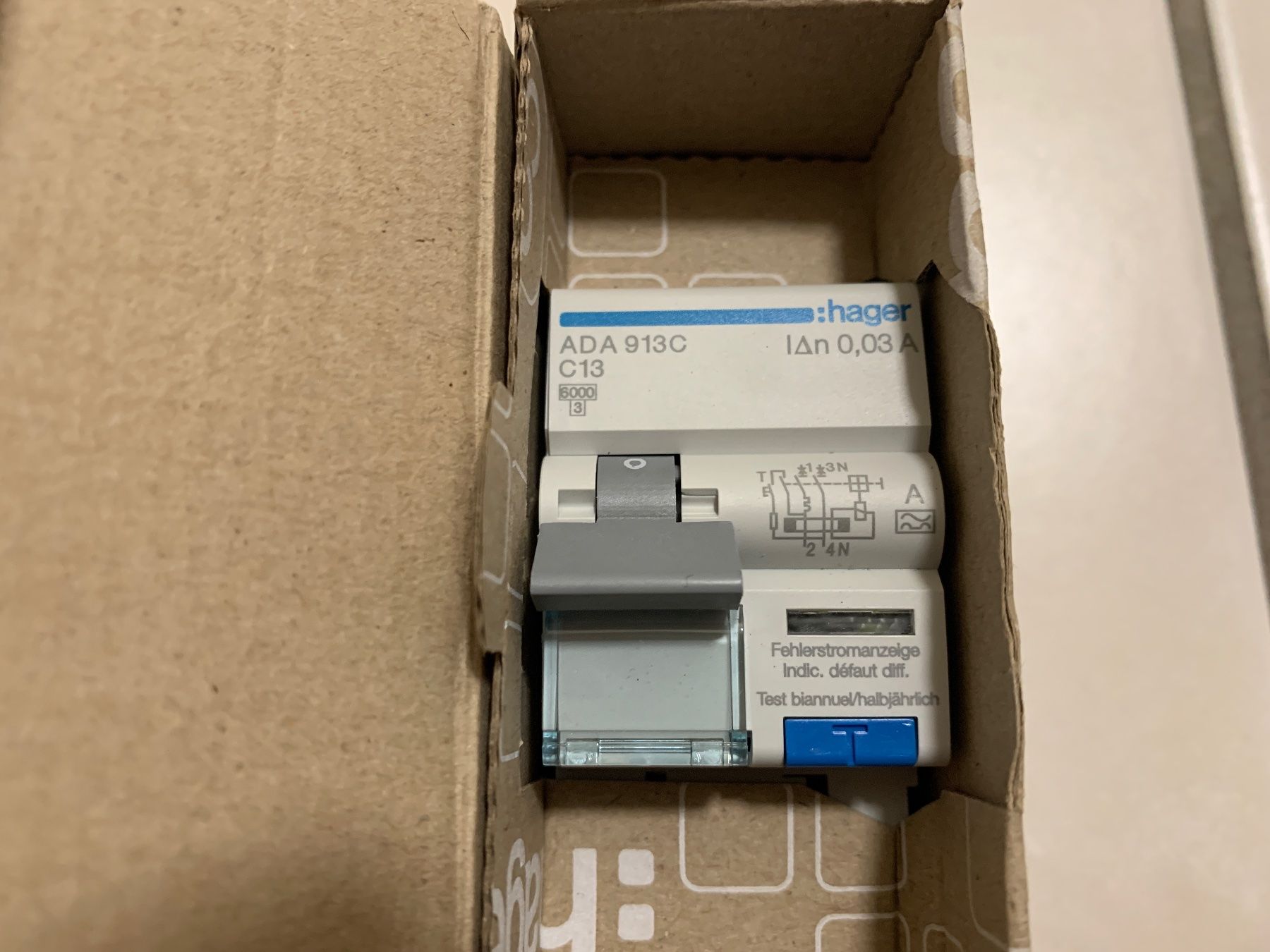 Hager Interruttori: FI/LS RCD Schalter Hager C 13A 30mA – Nuovo e nell'imballaggio originale da Maienfeld venduto da goelea 1