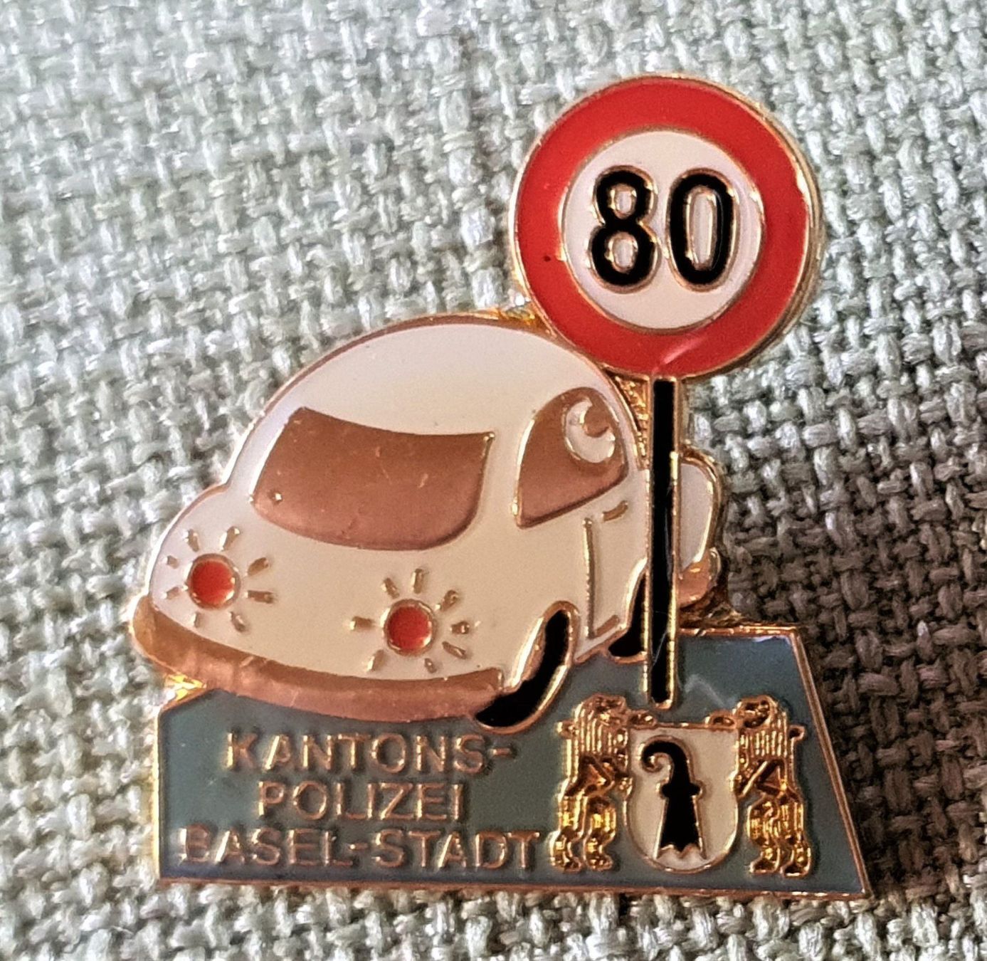 Modellautos: J697 - Pin Kantonspolizei Basel-Stadt 80 – Gebraucht aus Reinach BL von Boston-Verkauf