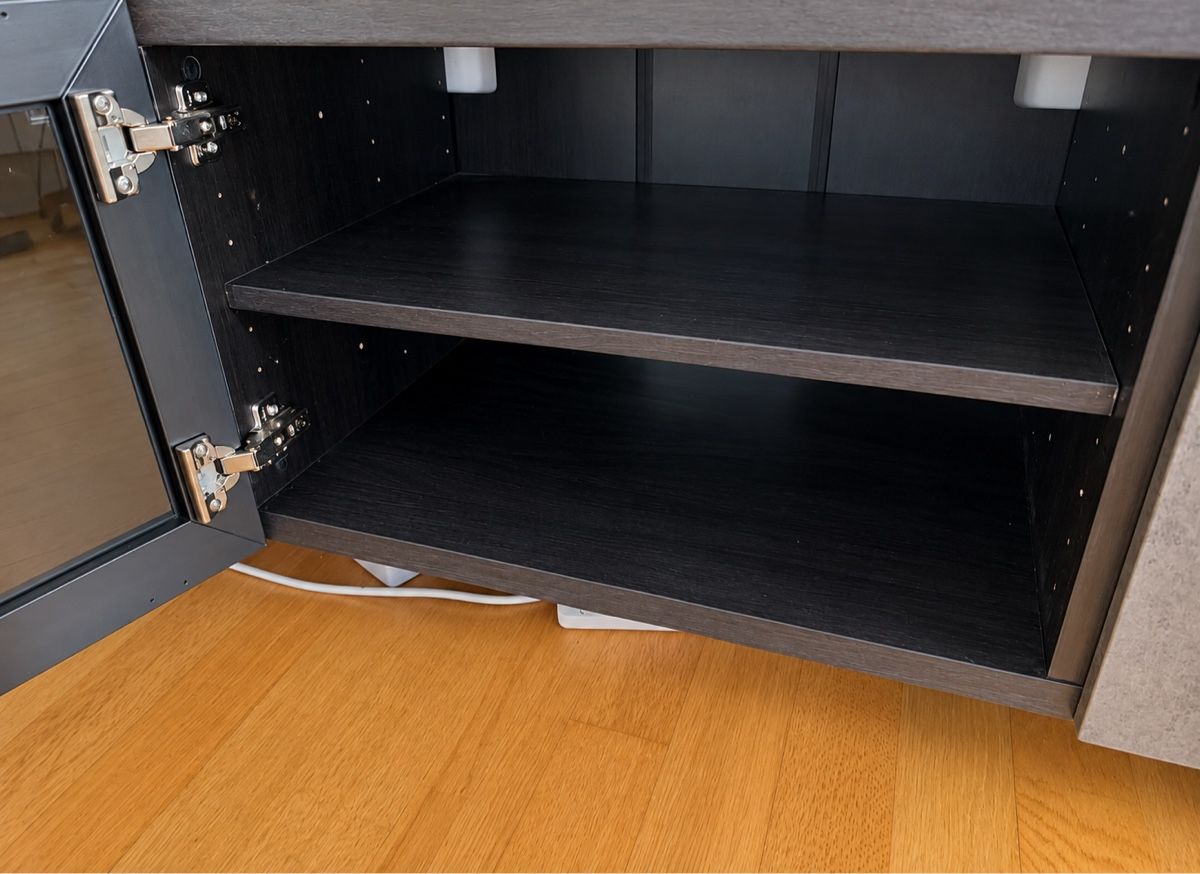 Ikea Meubles TV: Ikea Besta TV Board / Sideboard – D'occasion à Dietikon par Prelovedpearls 2