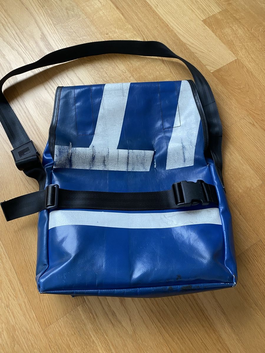 Freitag Sacs: Freitag-Tasche blau-weiss – D'occasion à Winterthur par Frida70 4
