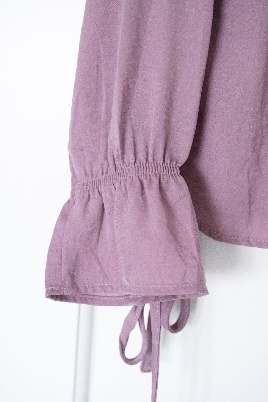 Chemisiers: Bluse mit weiten Armabschlüssen – D'occasion à Biel/Bienne par alaska_we 1