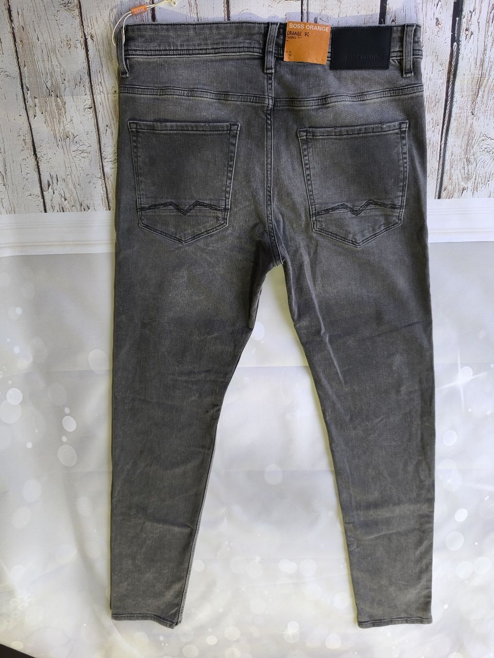 Hugo Boss Jeans: Hugo Boss Jeans Mann 31/34 – Nuovo e nell'imballaggio originale da Oensingen venduto da Outlet_Super_Sale 2