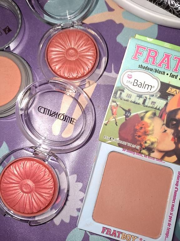 Make-up: Lotto blush – Usato da Hochdorf venduto da gal_w9hk 1