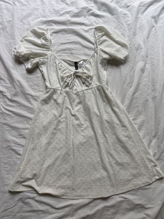 Kleid S H&M