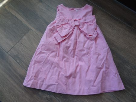 Jolie robe rose Zara taille 116 , 5-6 ans