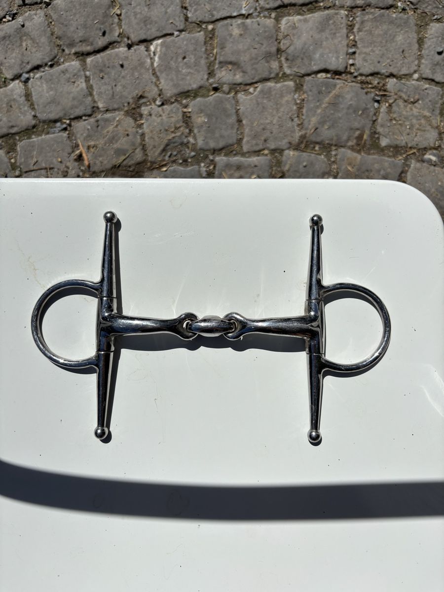 Briglie & Cavezze: Schenkeltrense – Usato da St. Gallen venduto da may_8fbd