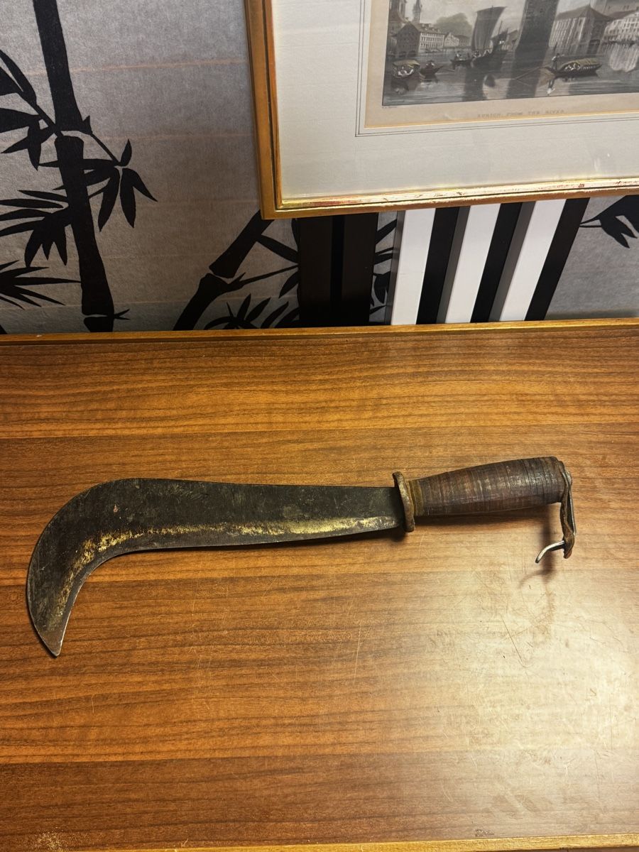 Posate: Antike Hippe / Rebmesser / Gartenmesser mit Holzgriff – Usato da Schlieren venduto da Eldi84 1