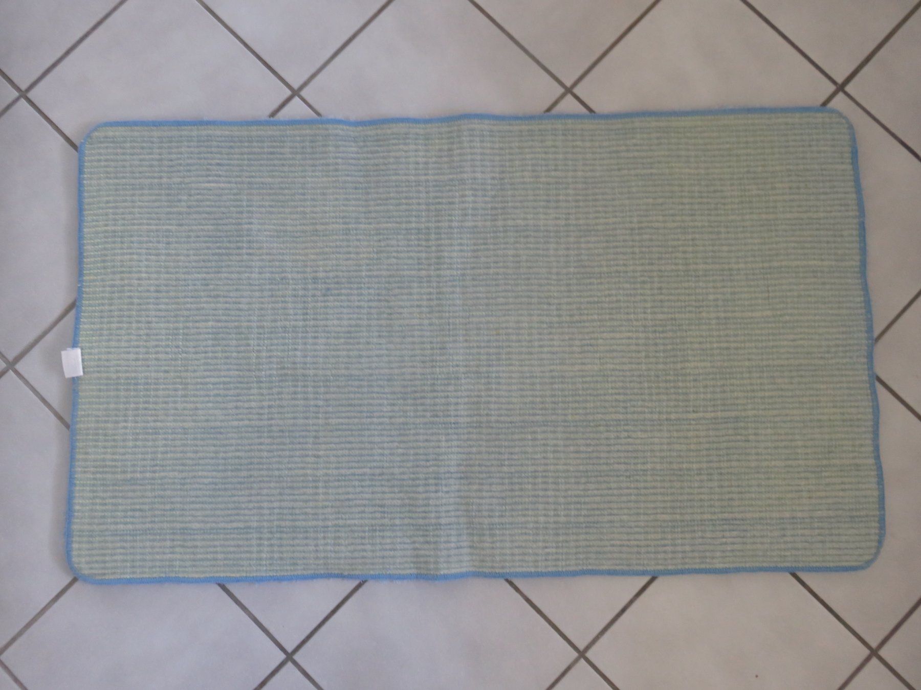 Tapis: Badezimmerteppich 70 x 120 cm – D'occasion à Reinach BL par golf1997 1