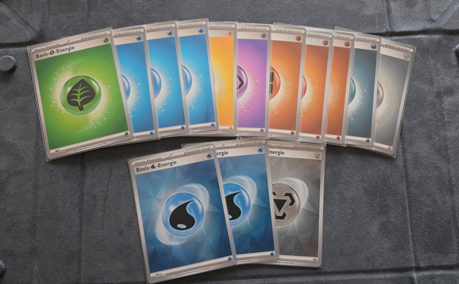 Pokémon Carte collezionabili: Pokémon Holo Energie DE - 14 Stück – Nuovo (secondo la descrizione) da Roggwil BE venduto da S_Cards
