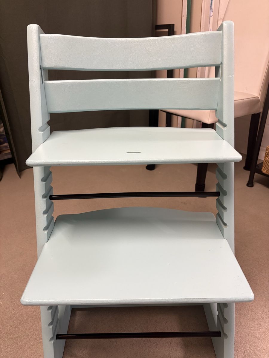 Stokke Hochstühle: Stokke Tripp Trapp Hochstuhl hellblau – Gebraucht aus Hinterkappelen von LeLehmann