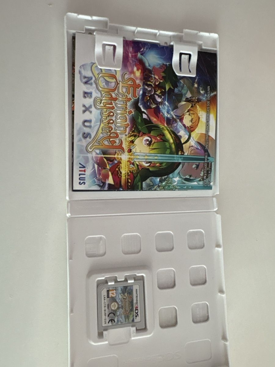 Giochi: Etrian Odyssey Nexus - Nintendo 3DS – Usato da Emmenbrücke venduto da Dr.Stone 1