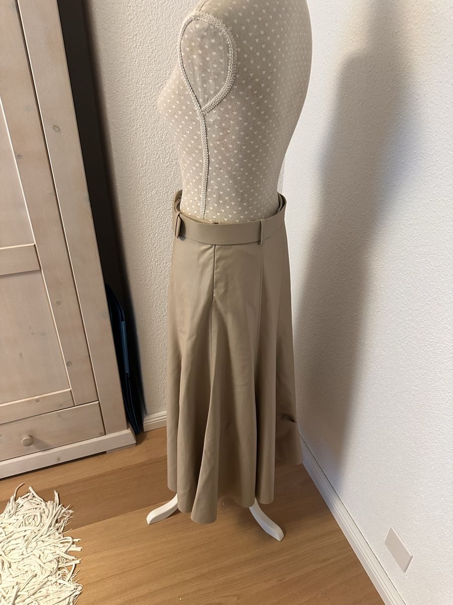 Gonne: Kunstlederrock beige Zara Gr. 36 – Nuovo (secondo la descrizione) da Siebnen venduto da tan_sn8j 2