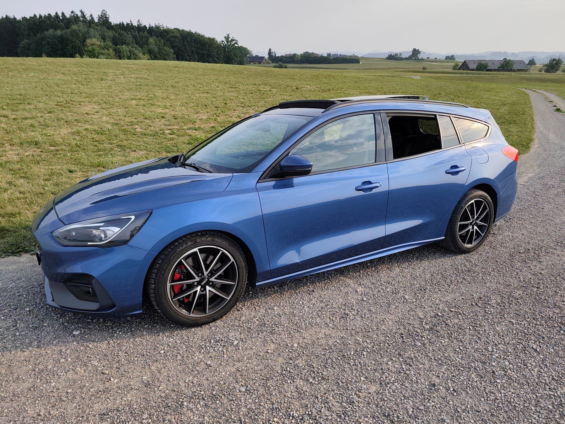 Autos: Ford Focus ST 280PS – Gebraucht aus Uzwil von faebses