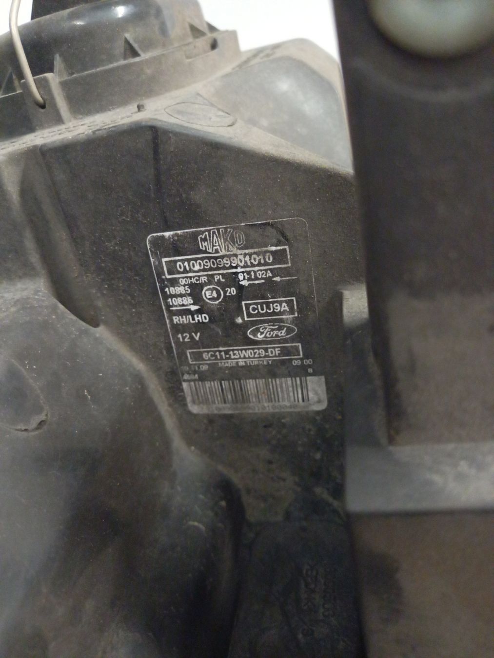 Ford Scheinwerfer: Autoscheinwerfer Hella 10090743 – Defekt aus Laupen ZH von SportcarsLaupen 5