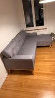 Modernes graues Ecksofa 230 × 160 cm – guter Zustand