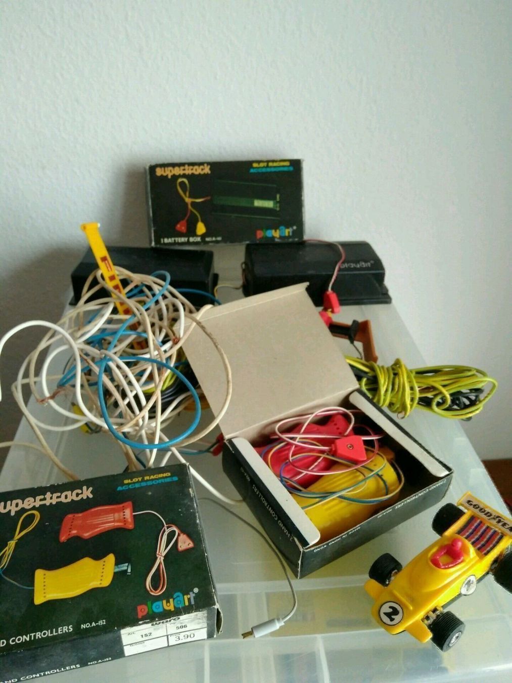 Käfige, Transport & Sicherheit: Retro Autorennbahn SUPER TRACK / Playart, gebraucht – Defekt aus Döttingen von Schlei 1