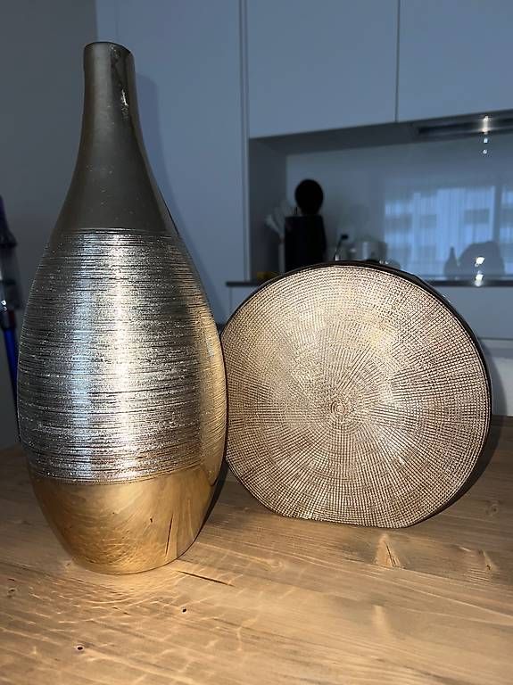 Maisons du monde Vase & Récipients: Goldene Vasen – D'occasion à Embrach par Sofiiaa