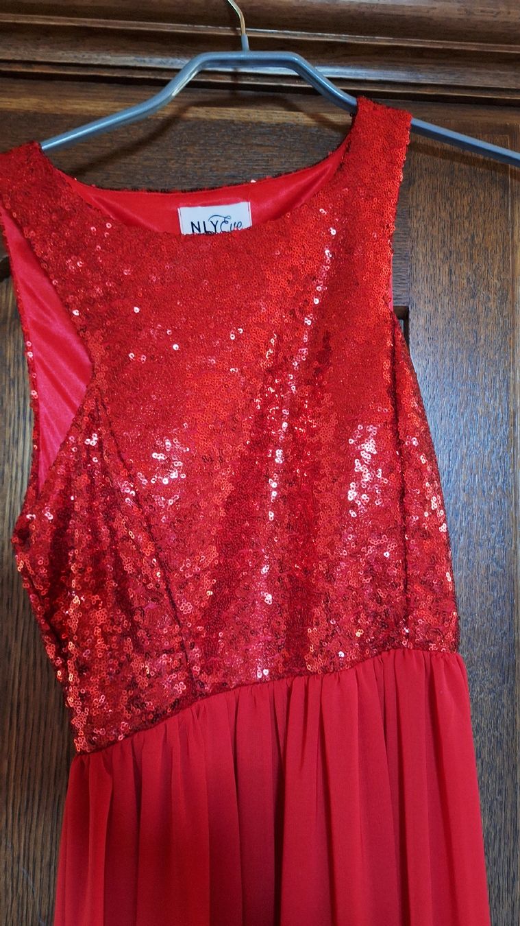 Vestiti: Abendkleid – Usato da Uttigen venduto da lunalisa01 1