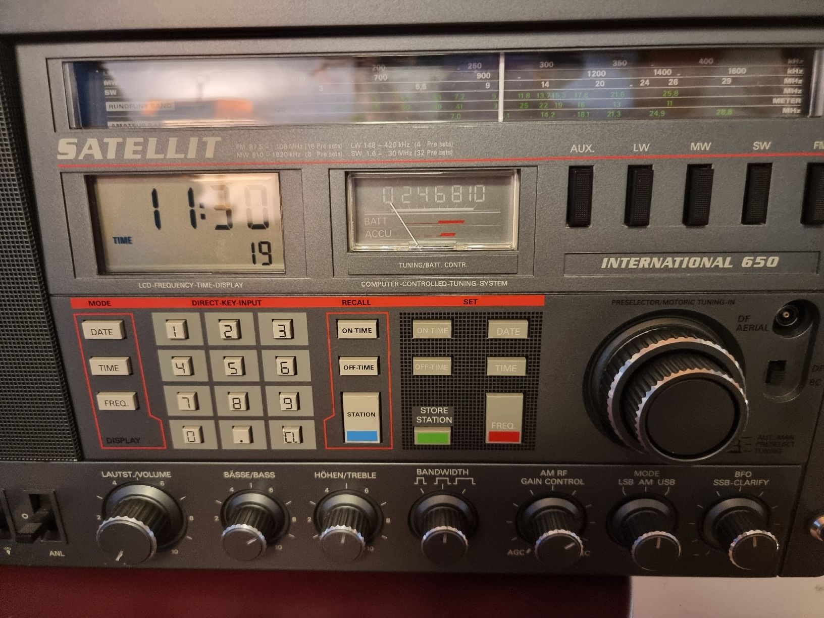 Grundig Radios: Grundig satellit 650  – Gebraucht aus Schalunen von Elfenau 1