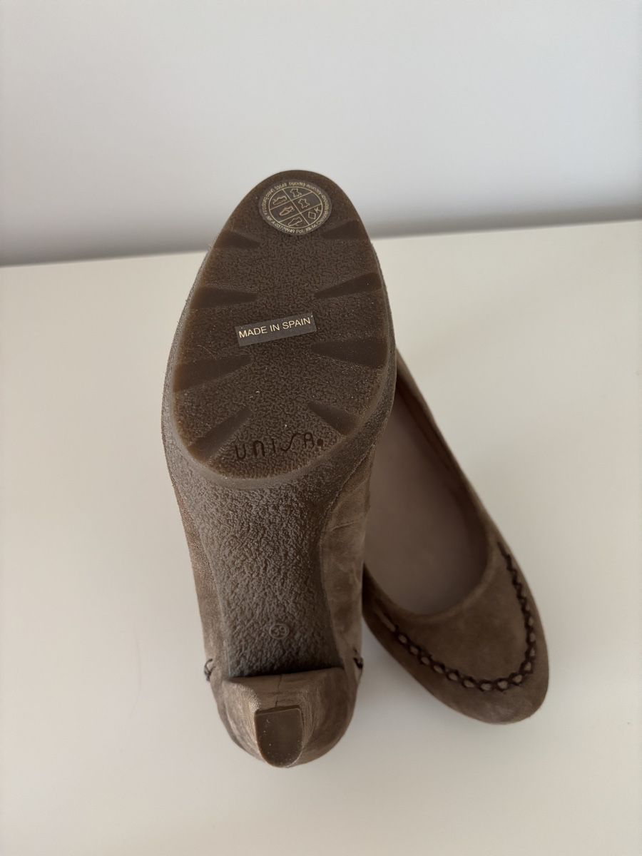 Unisa Scarpe da donna: Pumps Unisa Wildleder braun Grösse 38 – Nuovo (secondo la descrizione) da Salenstein venduto da Silly...0 4