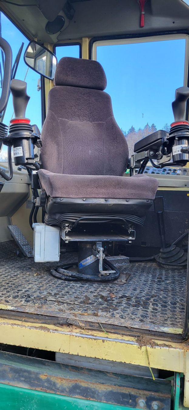 Tutte le macchine: Forstschlepper – Usato da Balterswil venduto da jmmy04 5