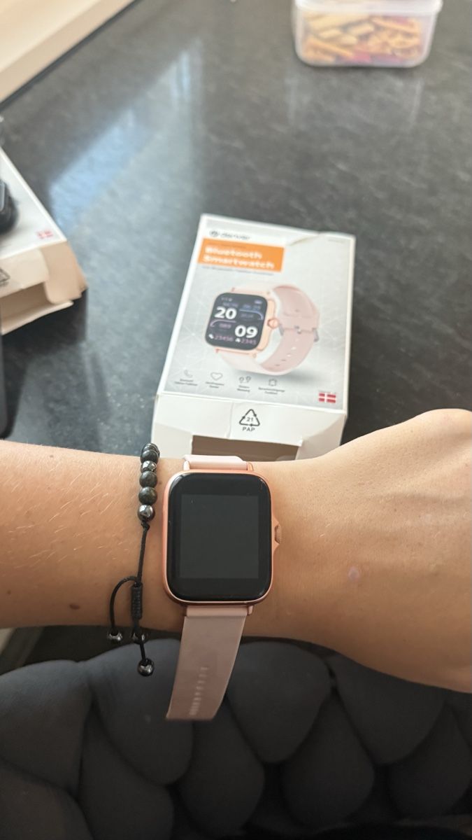 Smartwatch: Smartwatch Denver Bluetooth rosa mit Originalverpackung – Nuovo (secondo la descrizione) da Ueberstorf venduto da man_p2fy 2