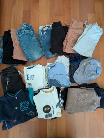 Kleiderpaket Jungs Gr.98 (25 St.)