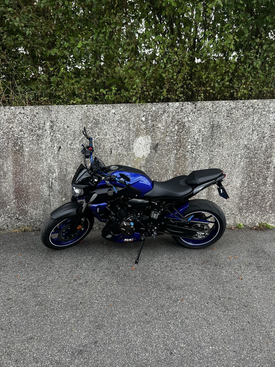 Yamaha Strada: Yamaha MT07 2019 – Usato da Freienwil venduto da Ln.hae22