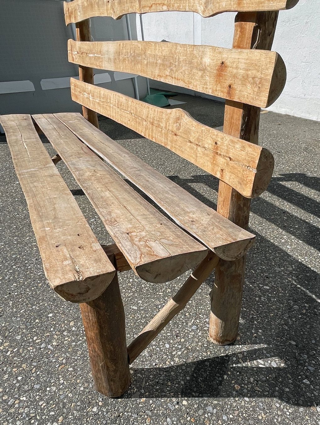 Panchine: Rustikale Bank aus Eukaliptus-Holz – Nuovo (secondo la descrizione) da Chur venduto da elifornico 3