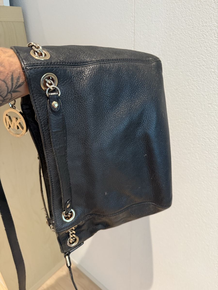 Michael Kors Borse da donna: Schwarze Michael Kors Handtasche – Usato da Winterthur venduto da Eileen87 2