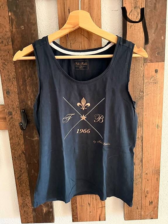 Tops: Top – Gebraucht aus Bern von Samsam1996