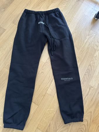 Essenti*als Trainerhose Gr:L