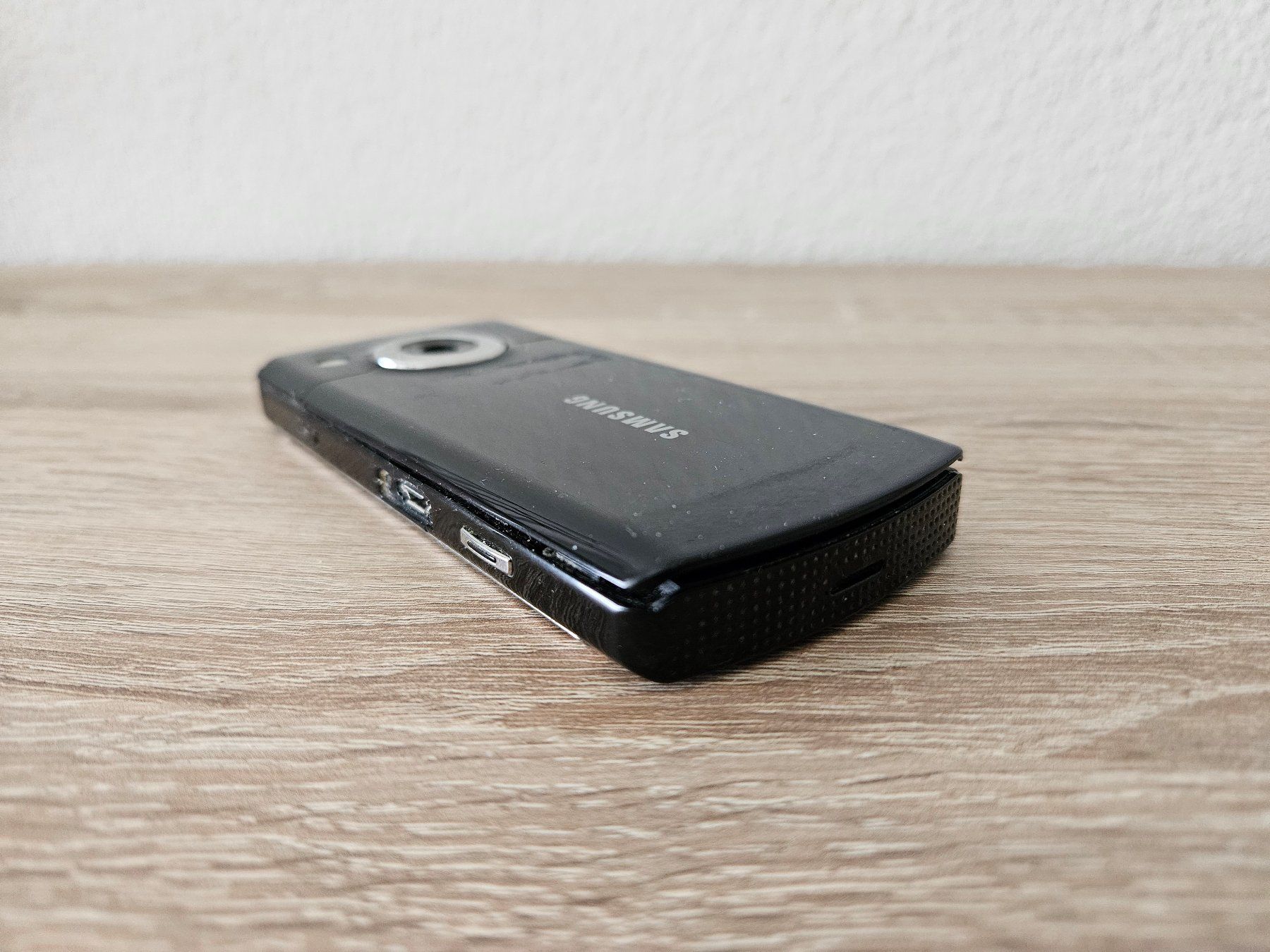 Samsung Telefoni cellulari / Smartphones: Samsung I8910 – Usato da Wauwil venduto da seriously3 2