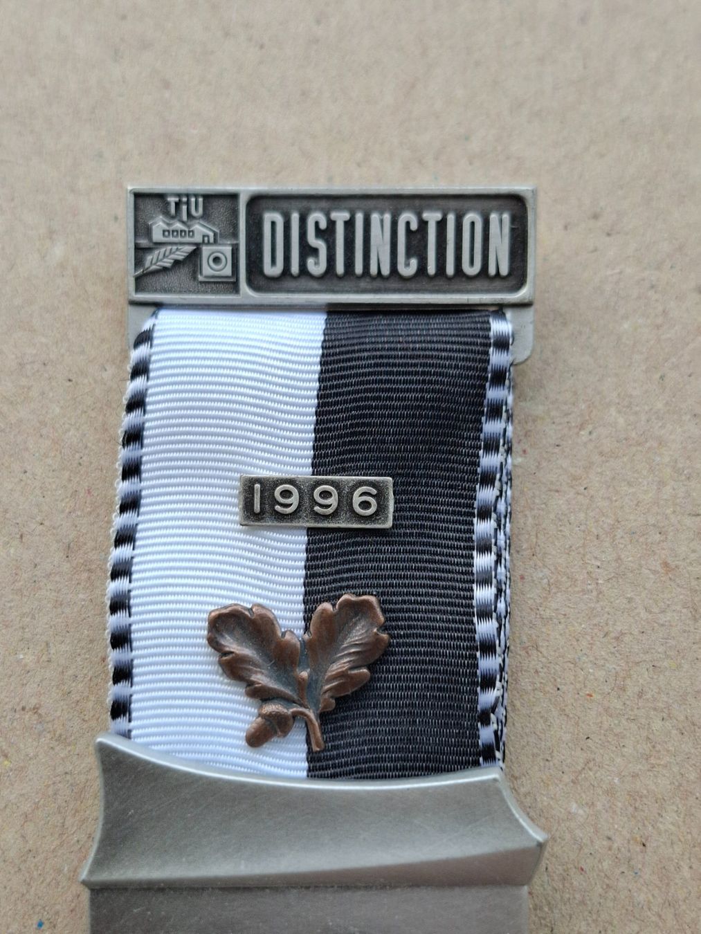 Medaglie: Distinction 1996 (U877) – Usato da Schwanden GL venduto da Suvorov 2