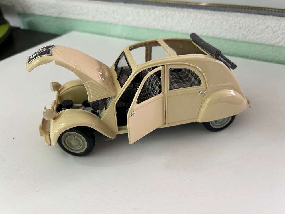 Maisto 1/18 Citroën 2CV 1952 – Miniature Collection état Correct