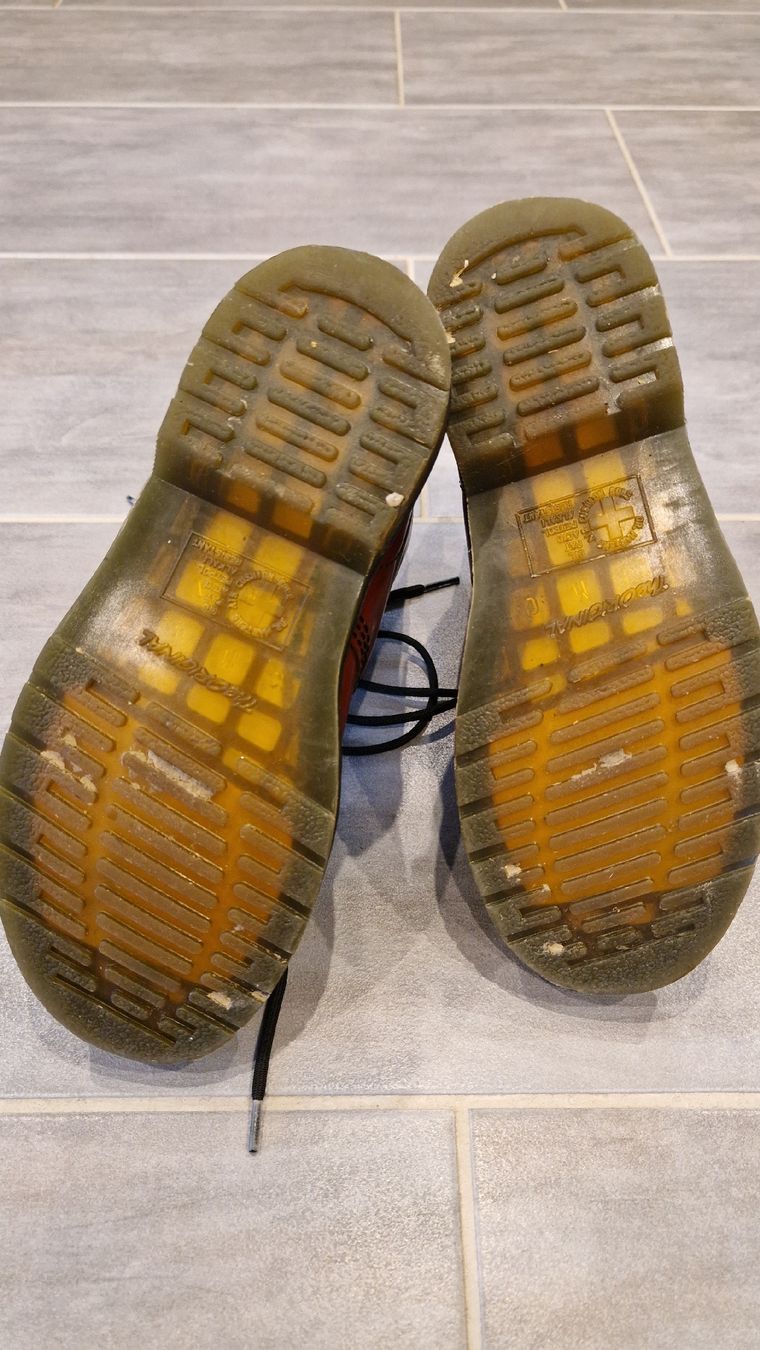 Dr. Martens Herrenschuhe: Doc Martens originale T37 – Gebraucht aus Tavannes von Ramseier1 3