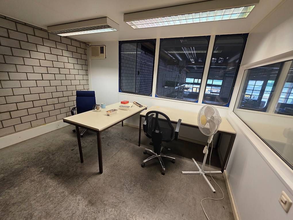 Schränke: Mobiles Büro – Gebraucht aus St. Antönien von easy_seller 3