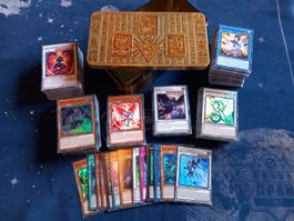 600 Yu-Gi-Oh! Karten in edler Tin-Box