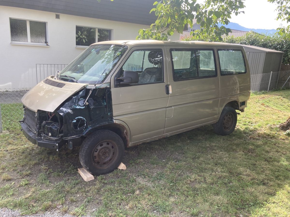 VW Autos: VW T4 2.4 Diesel – Defekt aus Krattigen von jon_9587 2